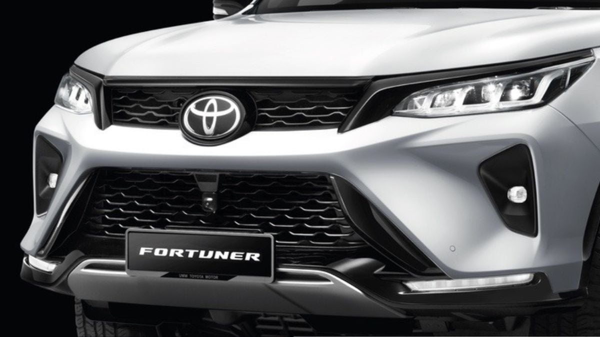 Front Bumper & Grille*