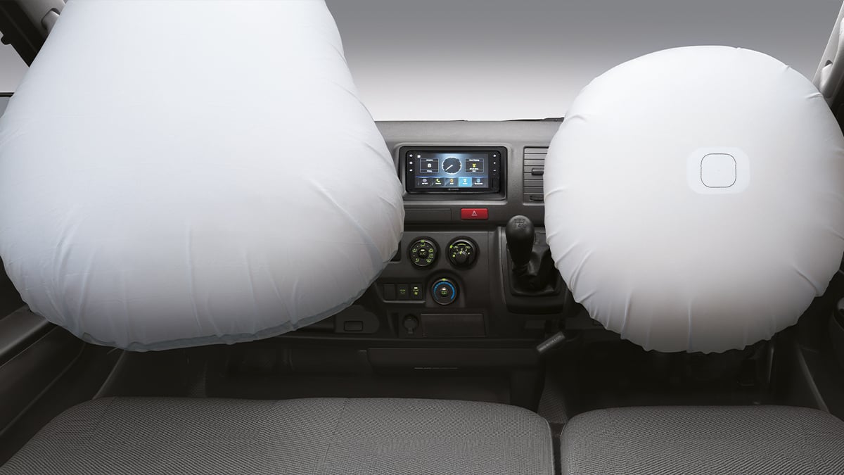 Toyota Hiace Two SRS airbags