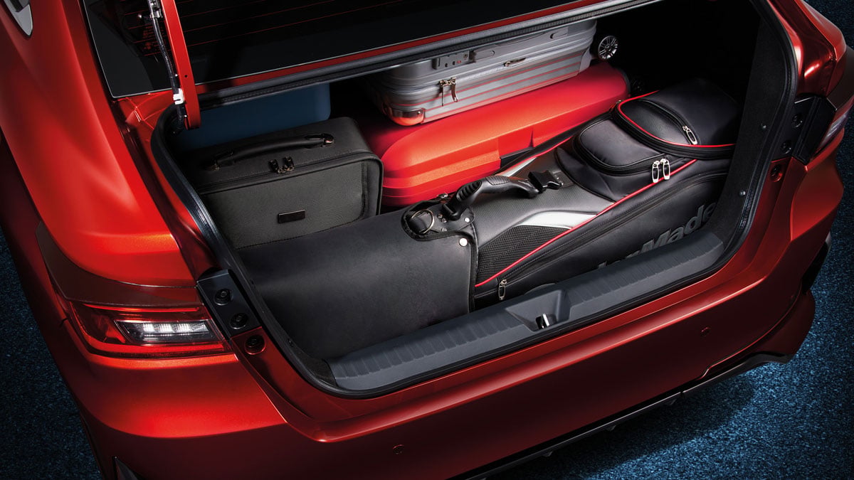 475-litre boot