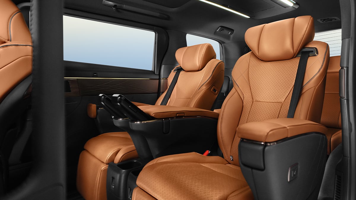 Toyota Vellfire Executive Lounge seating