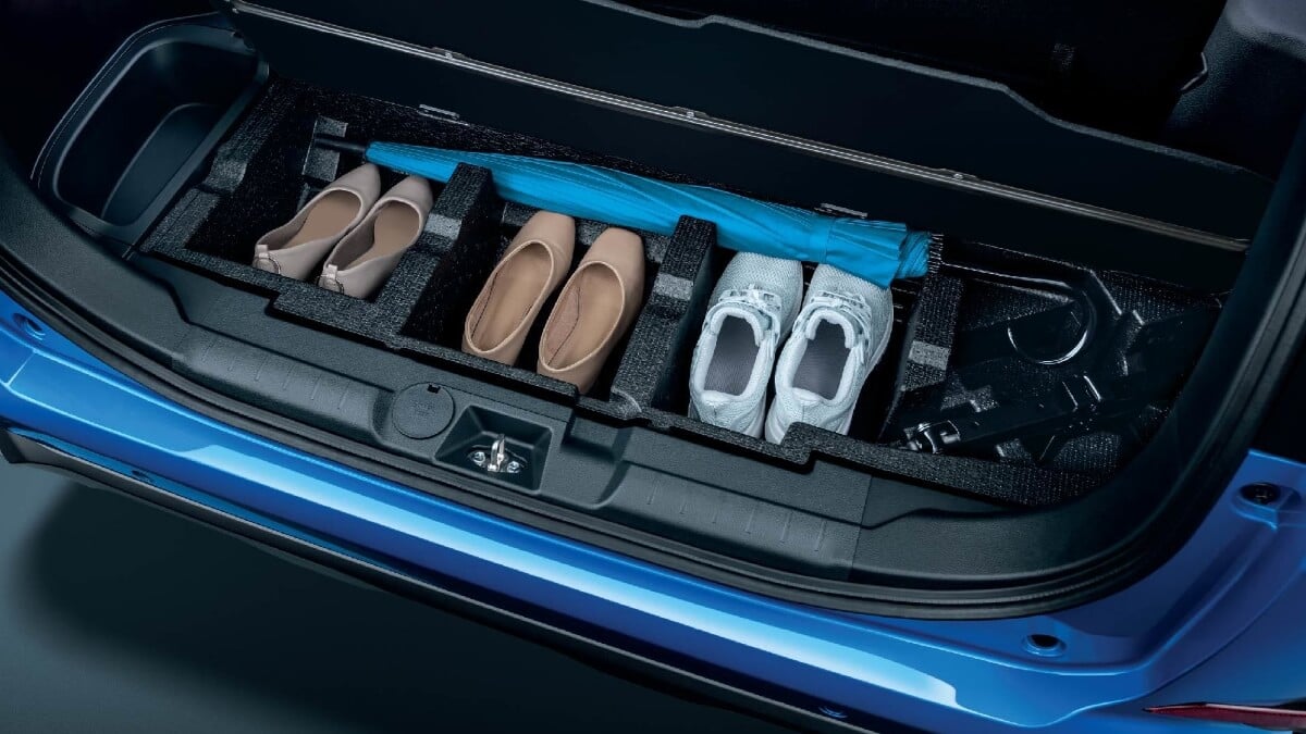 Luggage Tray & Deck Box
