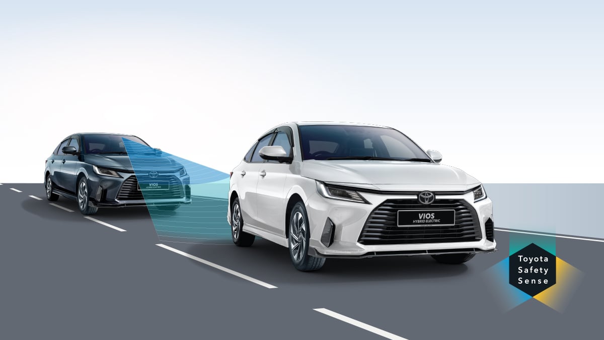 Toyota Safety Sense Pre-Collision System (PCS)