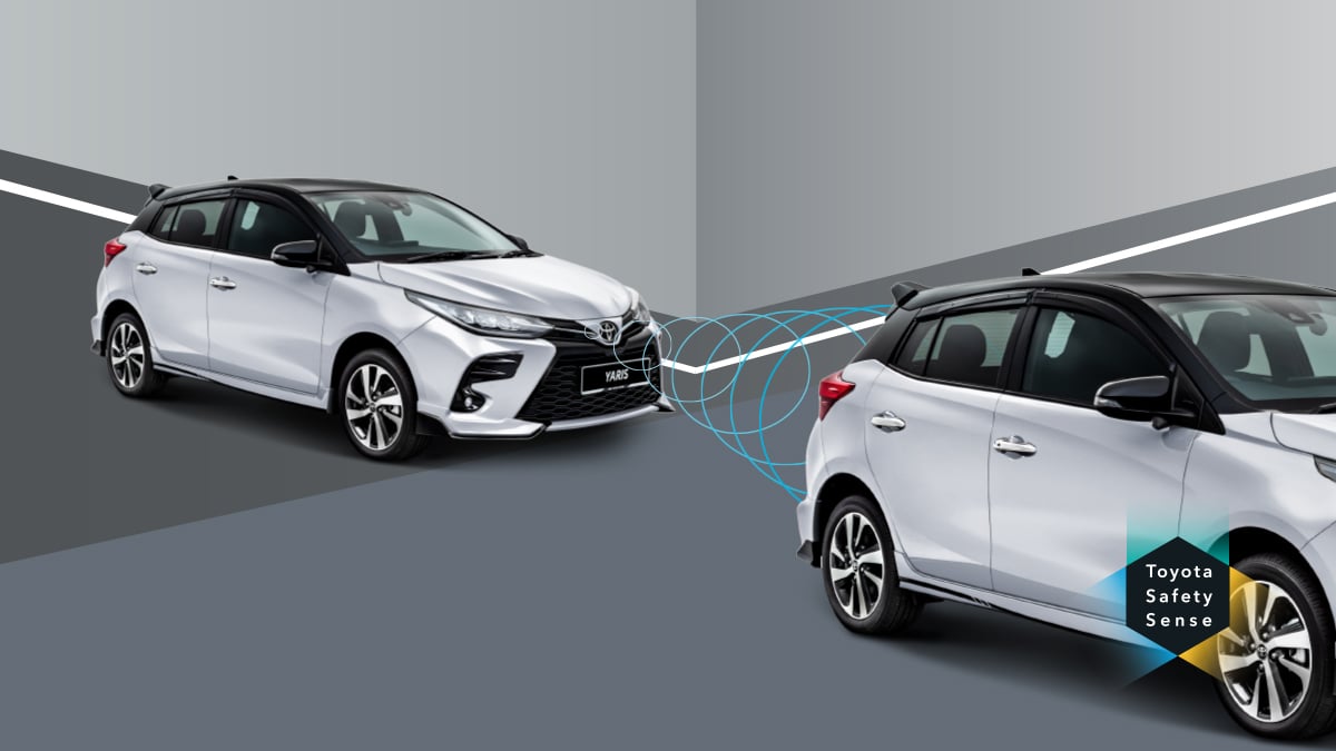Toyota Safety Sense Pre-Collision System (PCS)*